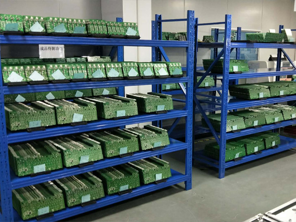 成品堆放区